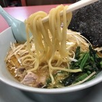 山岡家 - 太麺