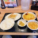 Gyouza No Oushou - 餃子もジャストサイズにしたら3個でした