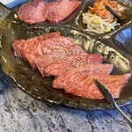 川崎名物 炭火焼肉 食道園 - 