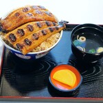 うなぎ 門や - うな丼バカ盛　3575円
ご飯大盛　+110円