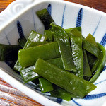 よし半 - 茎ワカメの炒め物（サービスしていただきました）