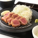 [Limited time offer] Green wasabi tartar sauce beef cutlet set (regular size)