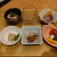 謝朋殿 幕張店 - 