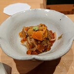 鮨トキドキ串 海老虎 - 松前漬け雲丹の小丼