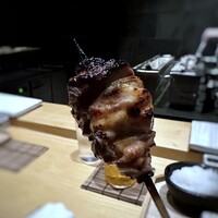 鳥カミ GARDEN CITY - ＊脂がのり、ジューシーで美味しい。1串が大きいので食べ応えがありますね。
