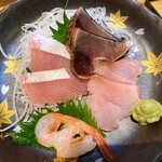 Sutando Tomi - ランチで「キスとえびと野菜の天ぷらと刺身定食」