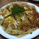 お好み焼 みっちゃん総本店 八丁堀本店 - イカ天肉玉 野菜大盛り麺ダブル（\800+\150+\100）