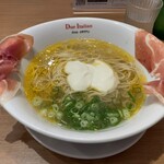 黄金の塩らぁ麺 ドゥエイタリアン - 