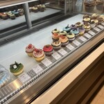 LOLA'S Cupcakes - 