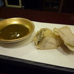 旬彩天 つちや - 黒鮑・・・肝ソースで頂きます。美味です
