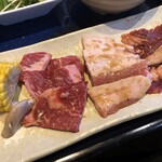 Kura - 牛&豚定食 860円