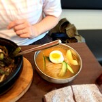 手打ち冷麺 韓国料理 ヤタイ - ビビンバセット　小冷麺