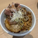 狼煙 - チャーシュー丼（卵抜き）