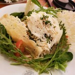 Taverna Hamburg - 【ガリガリ】＆【ふんわり】Wチーズの冷製サラダパスタ