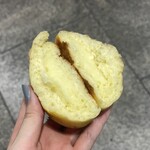 こころにあまい あんぱんや - クリームチーズパン