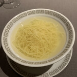 茶禅華 - シンプルな　上湯スープ麺
