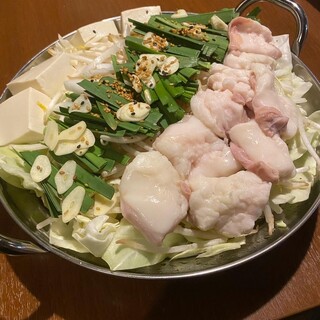 コースやランチで自慢の料理をお得にお楽しみください♪