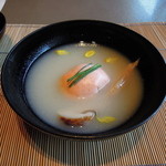 吸い物　鱧のすり流し