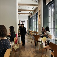 ラ・ボンヌターブル - 
