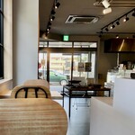 Jalak coffee&cacao - 店内の雰囲気