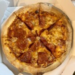 Domino's Pizza - アメリカン Sサイズ 500円(期間限定価格、テイクアウト)
                        2023年7月28日