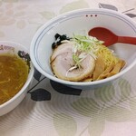 カレーらーめん じぇんとる麺 - 