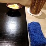 島津 - 青いおしぼりで握りスタート