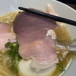 町田汁場 しおらーめん進化 - ロースチャーシュー