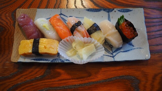 いろは寿し - 薬師堂（寿司）の写真