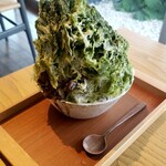 茶房 贔 - うえきの宇治抹茶小豆のかき氷……裏に白玉と、餡子ガ潜んでます♪