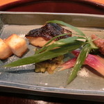 米倉 - 13.8月　ムツ幽庵焼き、タラバガニの真薯、茄子田楽、茗荷甘酢、蛇腹胡瓜と胡桃味噌