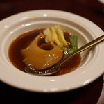 趙楊 -  鱶鰭のオイスターソース煮