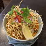 イサーンキッチン タイ料理&タイ居酒屋 - 