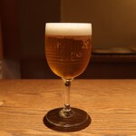 ごだん 宮ざわ - 生ビール　880円＋サービス料10%