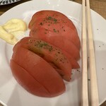 錦糸町 もつ焼のんき - 冷やしトマト。ふつー。