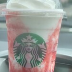 スターバックス・コーヒー - ストロベリーフラペチーノ(トールサイズのみ)668円税込