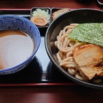 Menya Shouryuu - 炙り肉つけ麺990円(中盛、熱麺、極黒太麺)