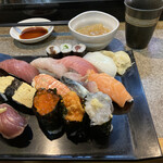 歩 - にぎり12貫　1300円