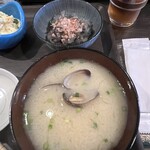 Gyouza No Mise Sankai - あさりの味噌汁