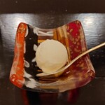 島津 - 能登の塩ミルクのジェラート