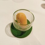 レストラン・モリエール - お口直しレモンと紅茶のシャーベット  後からブランデーかけ