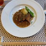 トラットリア ピウ リッコ - メイン料理  豚肉の赤ワイン煮