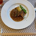 212577952 - メイン料理  豚肉の赤ワイン煮