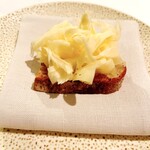 レストラン・モリエール - 音更町のラクレットチーズ ライ麦パン乗せ