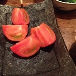 すずき - フルーツトマト 口に入れた瞬間の香りが本当にフルーツ。食べ途中で撮影したので写真は半分の量。