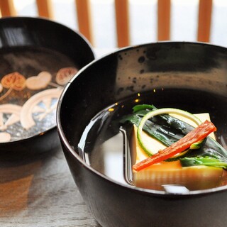 季節の移ろいに合わせた食材を仕入れ◆SDGsへの取り組みも