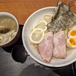 北海道らーめん奥原流 久楽 - 昆布水つけ麺