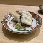 兄弟寿し - 佐渡で揚がったアナゴの白焼き　弾力があり美味しい。ワサビをつけていただきました。