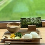 FARM FRONT - 土鍋炊き塩むすびセット1480円