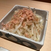 地葉 栄 - 